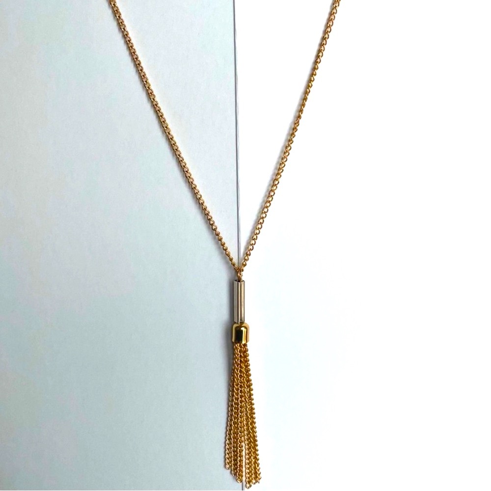 NWOT Lulu’s Gold Tassel Necklace. Sz: OS